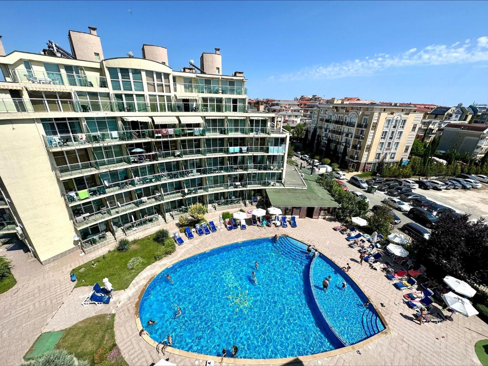 Julia Family - Menada Apartments Pantai Sunny Luaran gambar