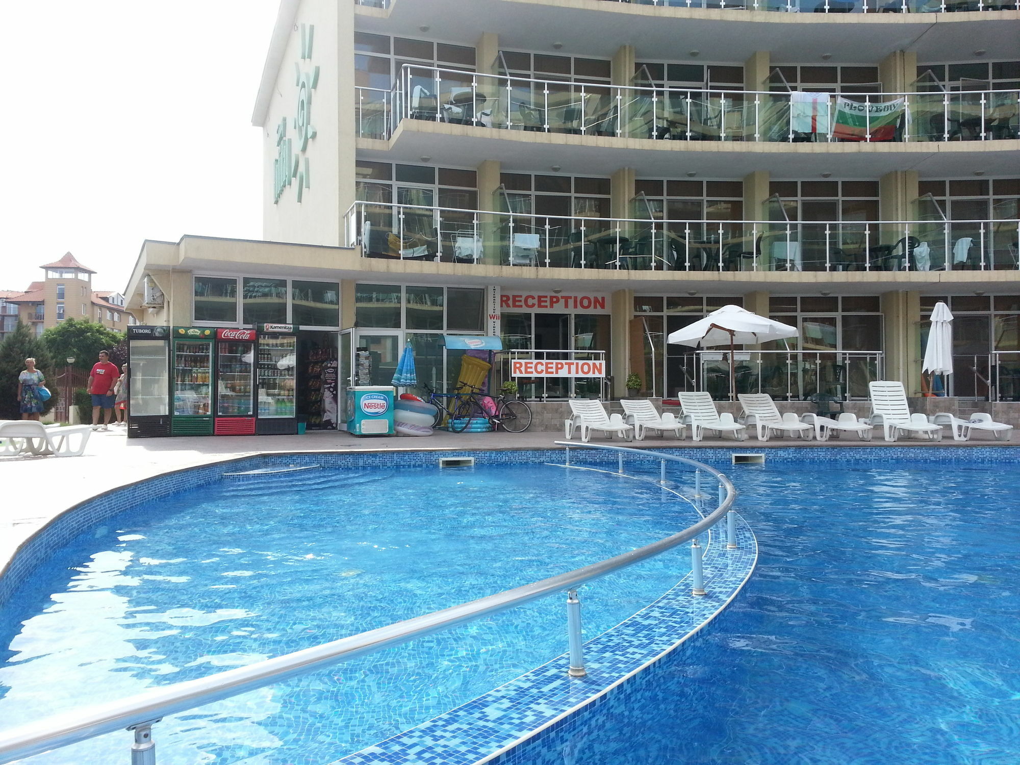 Julia Family - Menada Apartments Pantai Sunny Luaran gambar